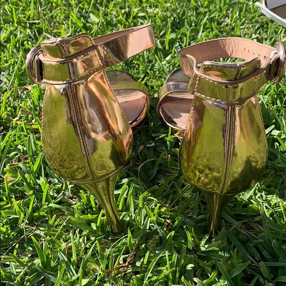 Steve Madden Rose Gold Quarter Strap Heels - Picture 5 of 5